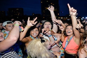 choolies getting wild on a Gold Coast party boat